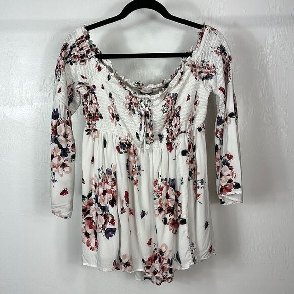 Torrid Floral Babydoll Bell Sleeve Off The Shoulder Lace Up Top Size 1 - Picture 2 of 11